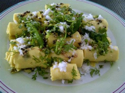 Khandvi – A popular Gujrati snack - Sirimiri