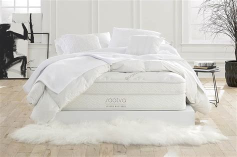 A New Way to Buy a Classic? The Full Saatva Mattress Review - Sleep ...