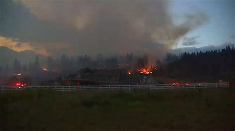 Calm weather aids crews fighting central Washington wildfire | KATU