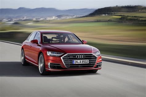 How does the new 2018 Audi A8 stack up with 7 Series?