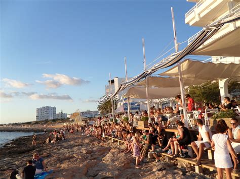 Girl Gone Eating.: Ibiza: Beach, Party and Seafood!