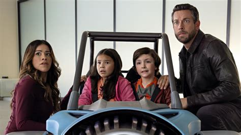 Spy Kids: Armageddon Trailer Sees Zachary Levi and Gina Rodriguez Need Saving