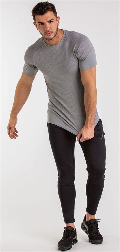 46 Workout Clothing Ideas For Cool Men Who Are Stunning - vialaven.com ...