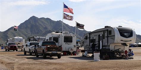 GEICO CAMPGROUND - GECKO FLATS - Phoenix Raceway