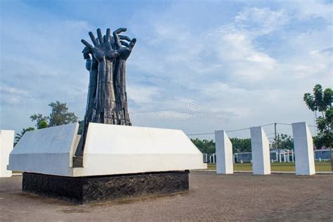 Karawang, West Java - September, 13 2022: the Struggle Monument in Rengasdengklok Editorial ...