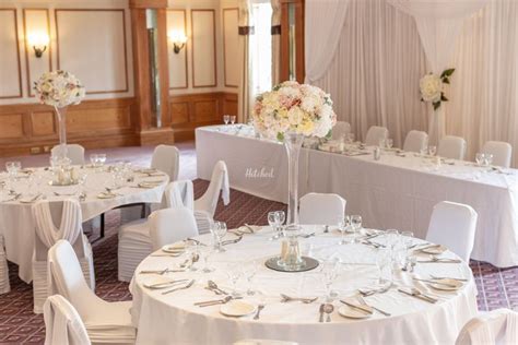 Manor Hotel – Meriden Wedding Venue Berkswell, West Midlands | hitched.co.uk