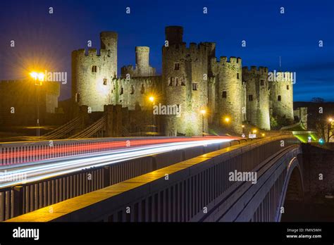 Conwy castle night hi-res stock photography and images - Alamy