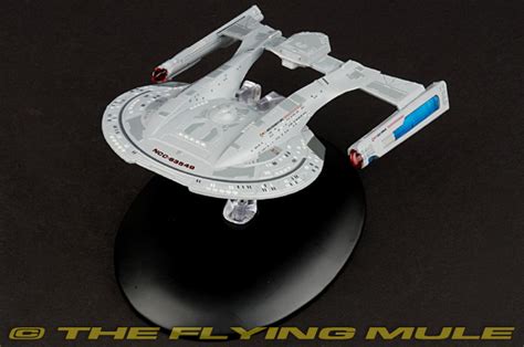 Akira-class Starship 1:3870 Diecast Model - Eaglemoss EG-ST0012 - $29.95