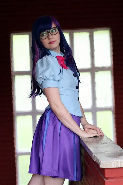 Cosplay Review: Twilight Sparkle cosplay & wig from Rolecosplay – Shiro Ychigo