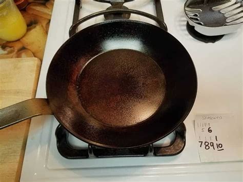 A Carbon Steel Pan Seasoning Method that Actually Works – Carbon Steel Cookware