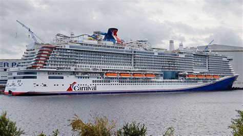 Carnival Cruise Line Takes Delivery of Its Massive New Ship