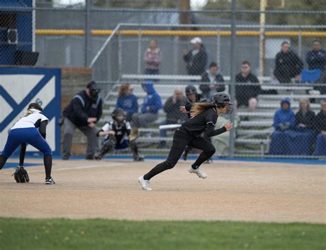 Here are 10 outfielders in Washington high school softball to watch in ...