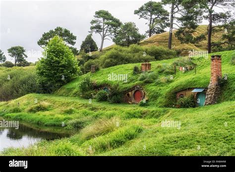 hobbiton movie set Stock Photo - Alamy