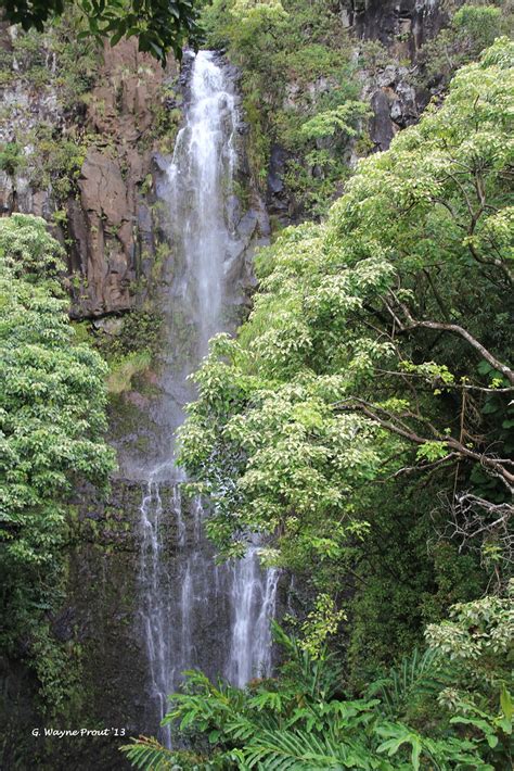 Wailua Falls off of Hwy 360 - Road to Hana | We stopped on t… | Flickr