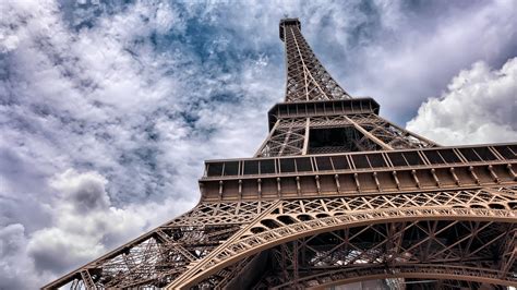 Eiffel Tower during Daytime · Free Stock Photo