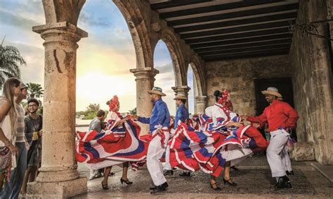 Xiomarita Pérez: "El merengue es un baile, no una danza» | Amo Dominicana