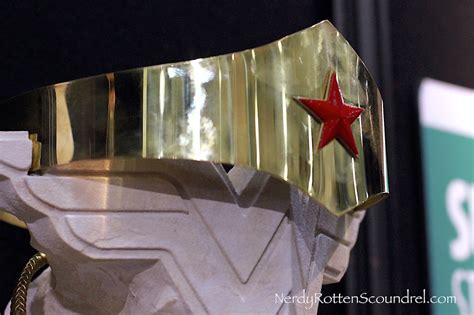 Wonder-Woman-Tiara-Prop-Replica-DC-Collectibles - Nerdy Rotten Scoundrel