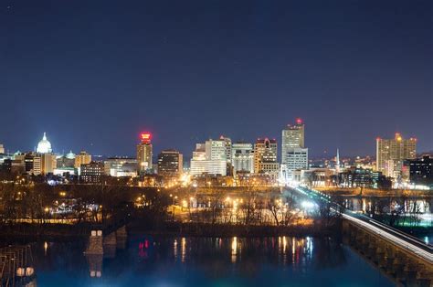 harrisburg pennsylvania skyline at night | Skyline, City skyline, Harrisburg pennsylvania