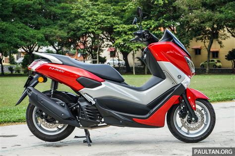 REVIEW: 2016 Yamaha NMax scooter – PCX150 killer? Image 518062