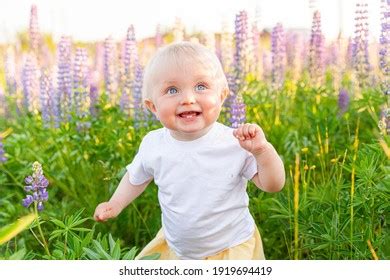 Happy Little Girl Smiling Outdoor Beautiful Stock Photo 1919694419 ...