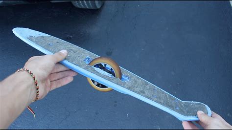 HOMEMADE ONE WHEEL BOARD!!! - YouTube