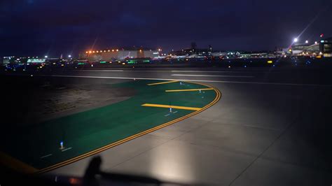 Beautiful Night Landing in Los Angeles - YouTube