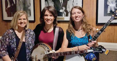 As Banjo Players and Friends, These Women Set the Tone in Bluegrass ...