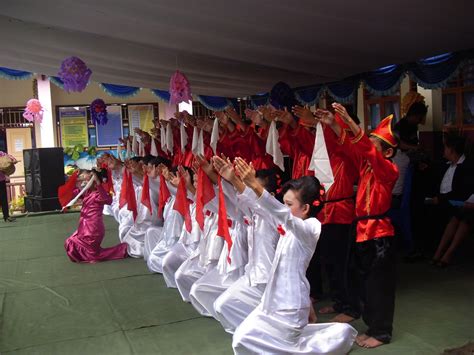 Tari Maengket Berasal dari Daerah Sulawesi Utara - Tradisi Tradisional