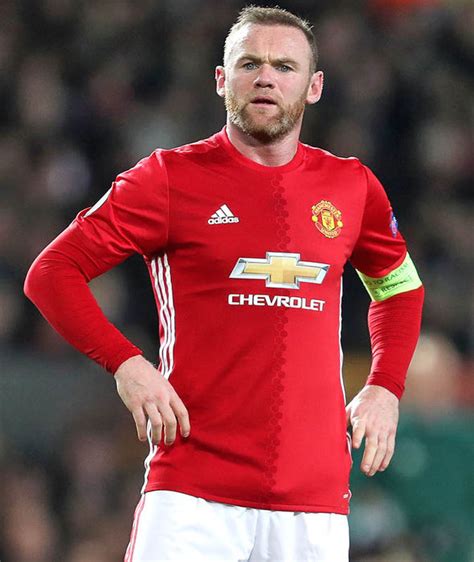 Wayne Rooney makes bizarre claim after starring in Manchester United ...