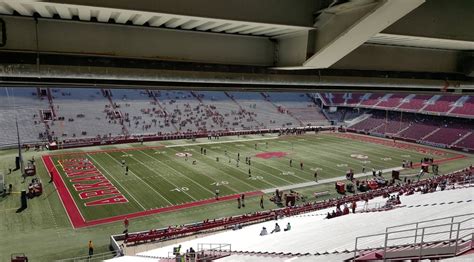 Razorback Stadium Seats | Elcho Table