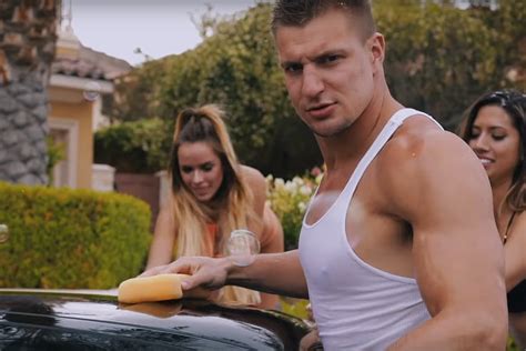 Gronk Featured In New Music Video [VIDEO]