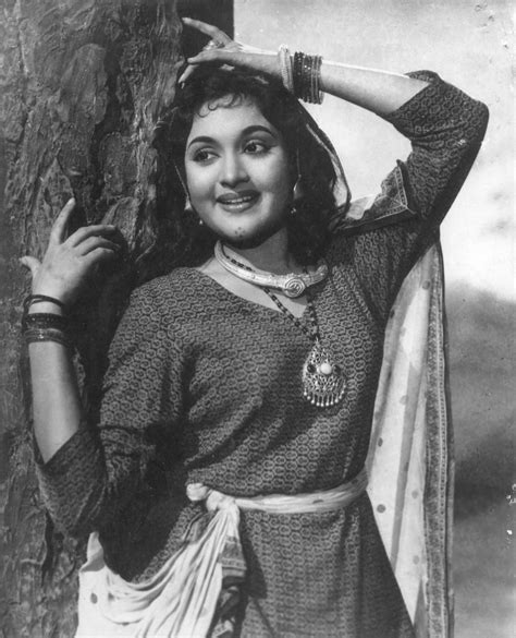 #VyjayanthimalaBali in #Madhumati | Vintage bollywood, Bollywood celebrities, Classic actors