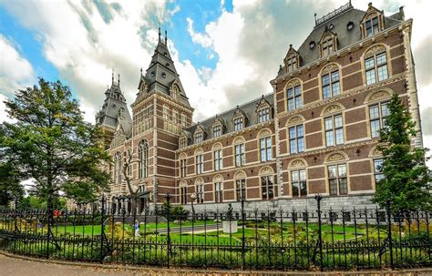 9 fascinating museums and galleries in Amsterdam you need to visit