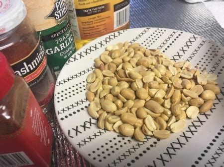 Spicy Peanuts | ThriftyFun