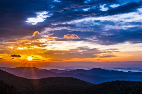 Blue Ridge Parkway – Sunrise | MowryJournal.com