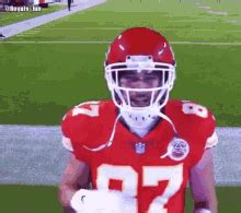 Travis Kelce GIFs | Tenor