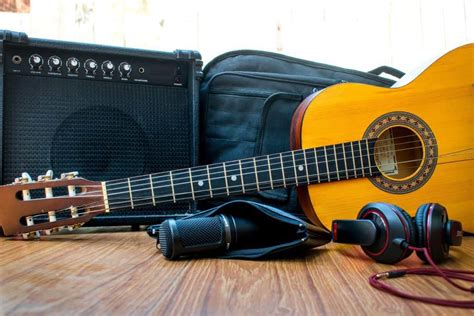 Can You Record A Guitar With A Condenser Microphone? (Explained ...