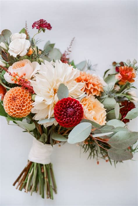 Fall color palette bouquet with orange, reds, whites and burgundy. | Flower bouquet wedding ...