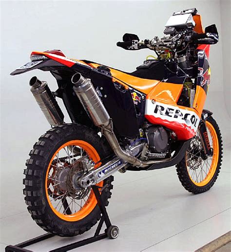 KTM KTM 690 Rally Replica - Moto.ZombDrive.COM