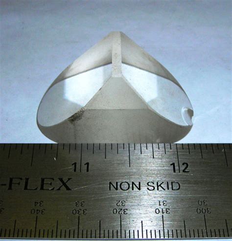 DEMONSTRATION 6X30 PORRO PRISM-DEFECTS