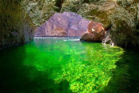 Emerald Cove and Arizona Hot Springs: Arizona's Hidden Bodies of Water ...