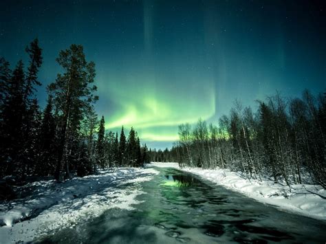 The stunning Northern Lights photography of Jani Ylinampa