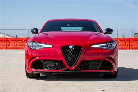 2020 Alfa Romeo Giulia - Specs, Prices, MPG, Reviews & Photos | Cars.com