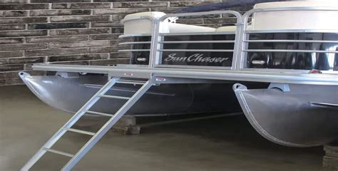 Best Pontoon Boat Ladder: Everything You Need To Know - Pontooners