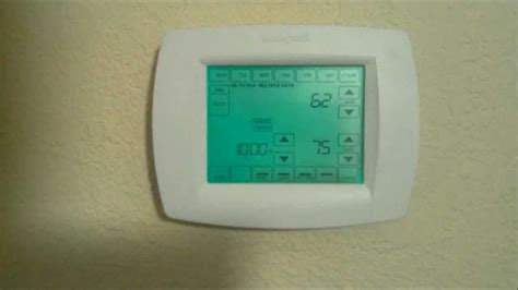 Honeywell Vision Pro Thermostat - YouTube