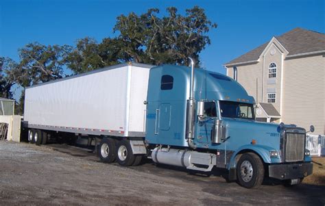 Freightliner Classic XL:picture # 2 , reviews, news, specs, buy car