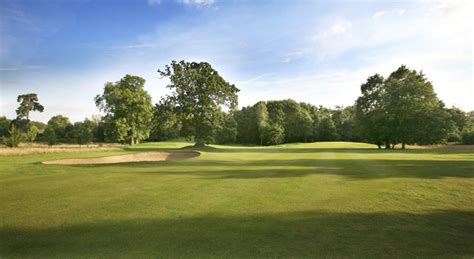 Tudor Park Country Club, plan your golf getaway in Kent