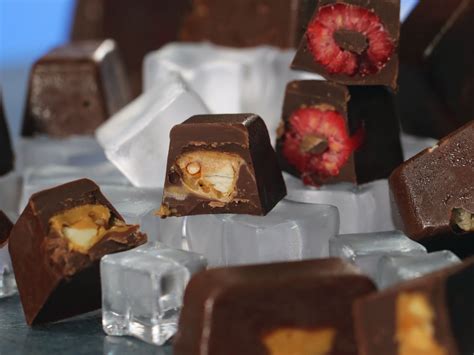 Ice Cube Tray Chocolate Treats | This genius technique allows you to ...