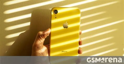 Apple iPhone XR's successor to bring two new colors - GSMArena.com news