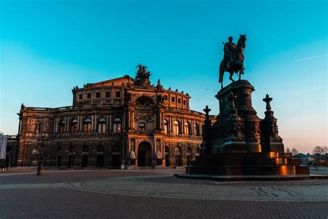 Premium Photo | Semperoper dresden architecture city building